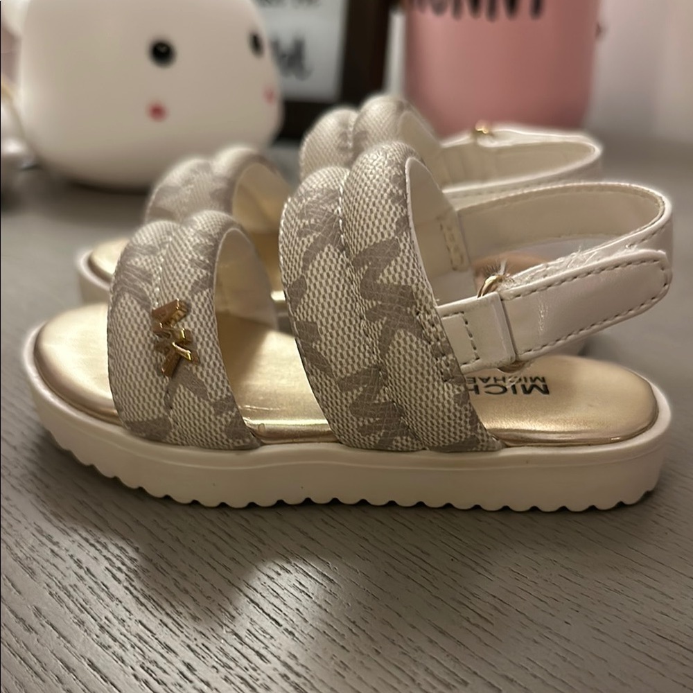 MICHAEL Michael Kors Cream Sandals with Quilted Upper